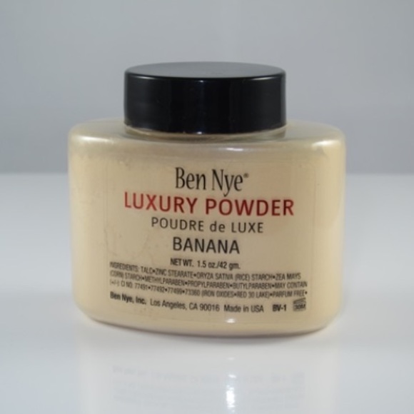 Ben Nye | Makeup | New Ben Nye Banana Luxury Translucent Powder 5oz ...